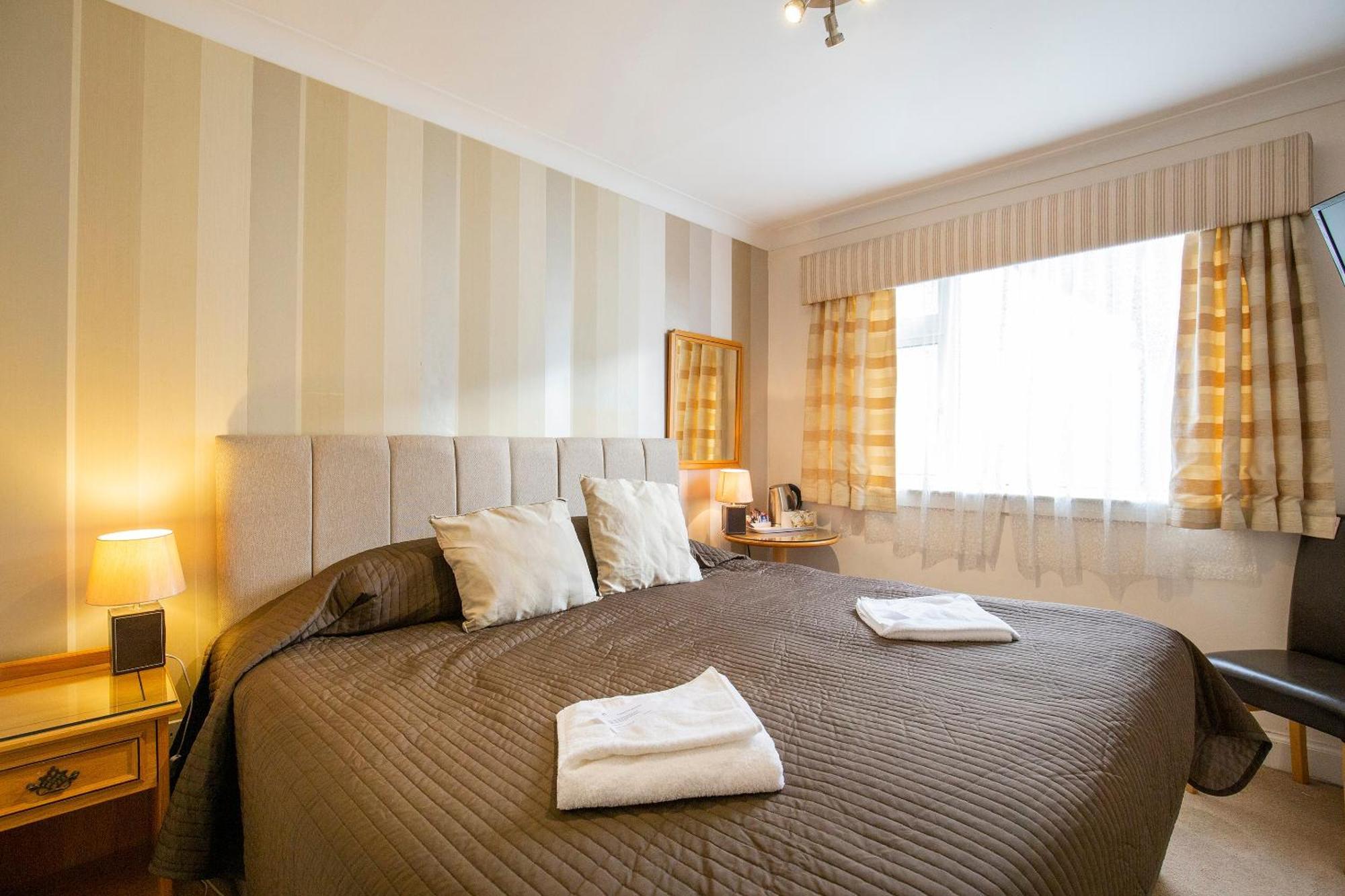 OYO Arden Guest House EDI Exterior foto