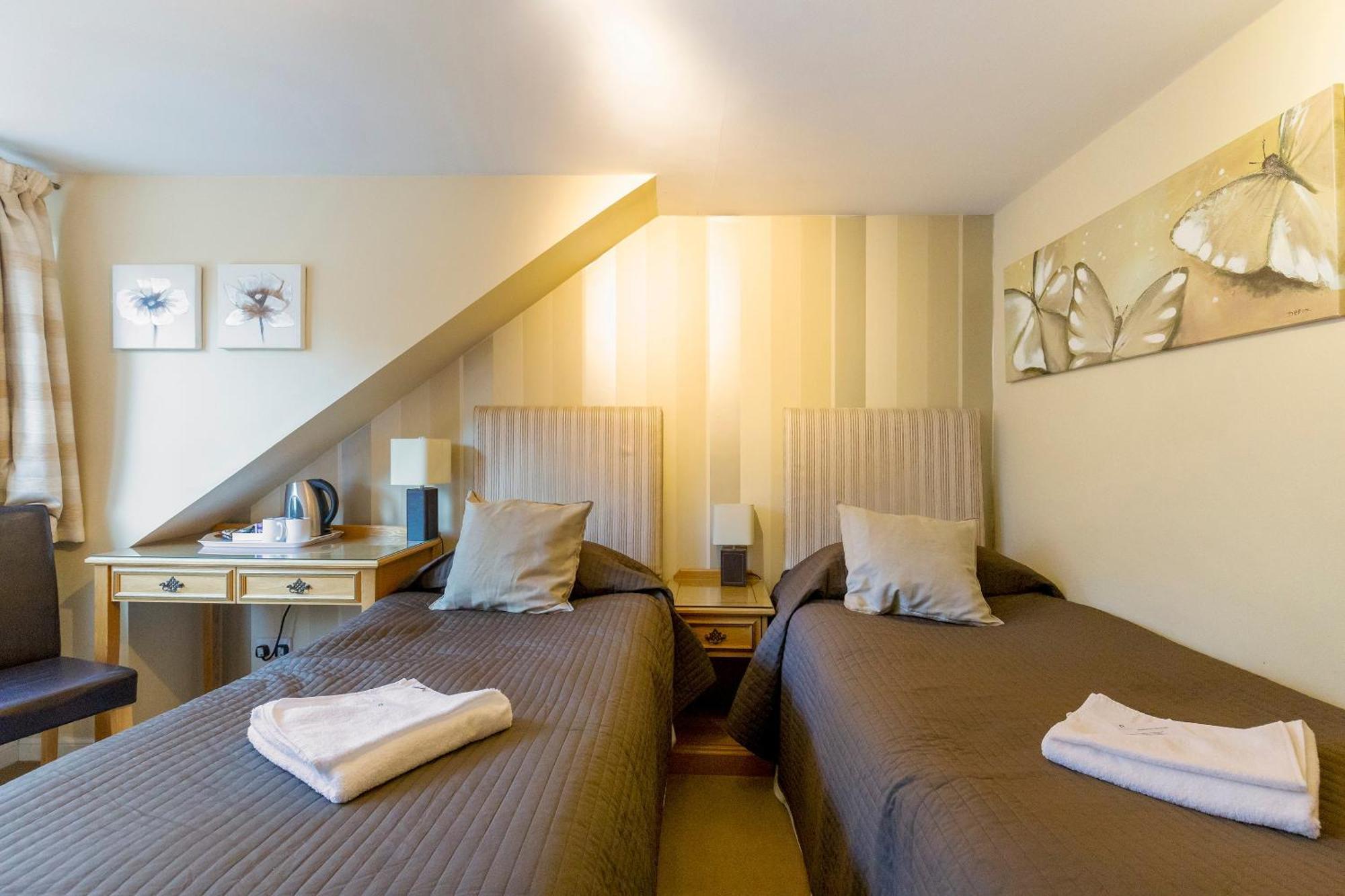 OYO Arden Guest House EDI Exterior foto